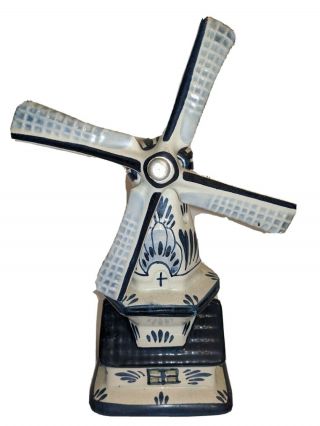 Dutch Windmill Blue & White Vintage 7.  5 
