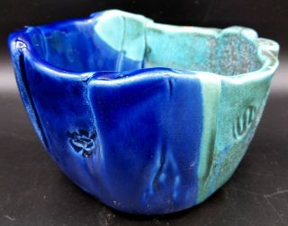 Hand Crafted Studio Art Pottery Glazed 5.  5” Clay Bowl Artist Signed B.  Hampton