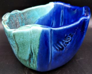 Hand Crafted Studio Art Pottery Glazed 5.  5” Clay Bowl Artist Signed B.  Hampton 3