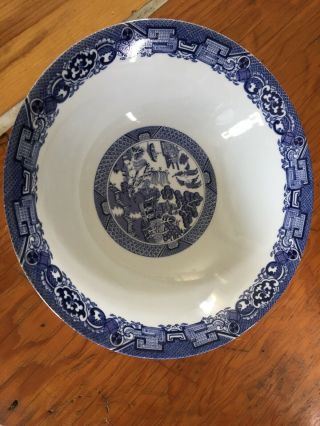 Royal Cuthbertson Blue Willow 9” Serving Bowl