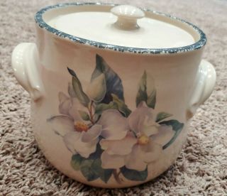 Home & Garden Party Usa Magnolia Bean Pot With Lid Handled 6 1/4 "
