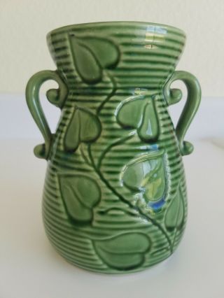 Vintage Shawnee Pottery Green Ivy Leaf Vase - Double Handles 3