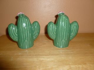 Vintage Treasure Craft Saguaro Cactus Salt Pepper Shakers - EUC 3