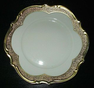 Vintage Hutschenreuther Selb Germany Porcelain Gold Encrusted 8 " Plate
