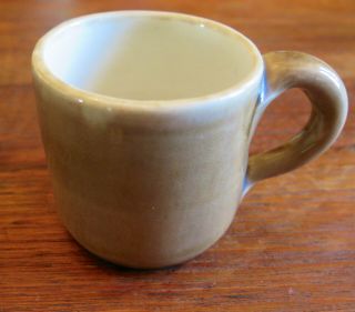 Pisgah Forest Vintage Hand - Crafted Nc Pottery Coffee Mug - 2.  75 " - Tall - Tan & White