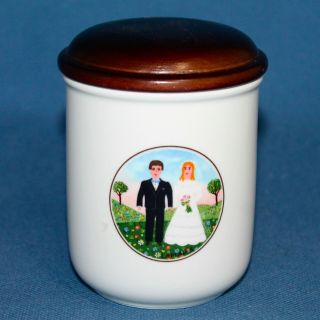 Villeroy & Boch Naif Wedding Small Porcelaine Jar & Lid Bride & Groom