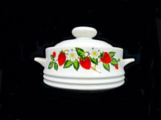 Sheffield Lidded Bowl Strawberries And Cream Stoneware Vintage 5 Inches Diameter