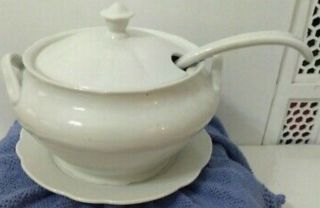 Bia Cordon Bleu For Crate & Barrel Classic White Soup Tureen With Lid And Ladle