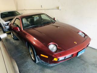 1985 Porsche 928