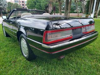 1991 Cadillac Allante 3