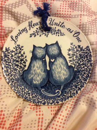 Staffordshire Royal Crownford " Loving Hearts Unite As One " Cats Plate England
