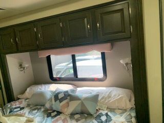 2008 Forest River Georgetown 357TS Class A Motorhome V10 King Bed 2