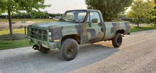Chevrolet Military Pickup M1008