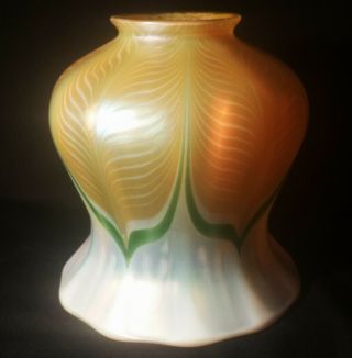 1902 QUEZAL nyc studio art glass lamp shade pulled feather globe vtg gold green 3