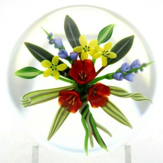 Wonderful Chris Buzzini Botanical Flower Bouquet Art Glass Paperweight Sculpture