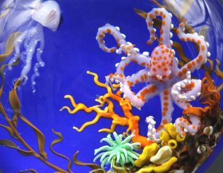 Spectacular Magnum Randy Grubb Colorful Octopus Aquarium Art Glass Paperweight