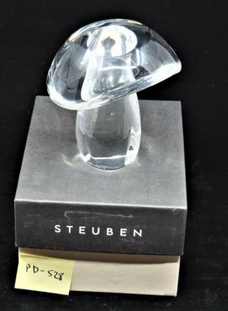 Steuben Crystal,  Art Glass,  Sculpture,  Figurine,  Mushroom Paper Weight Statue