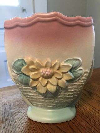 Vintage Hull Pottery 6 1/2 " Vase Water Lily Pattern