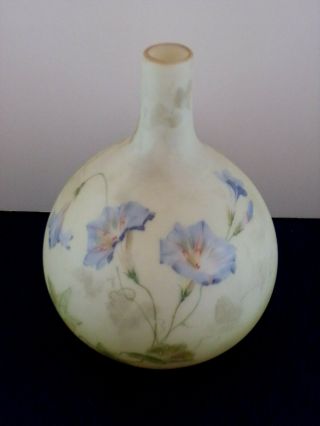 Mount Washington Crown Milano Vase