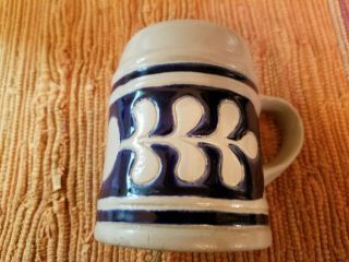 Williamsburg Salt Glazed Pottery Mug,  Gray With Cobalt Blue Leaf Pattern,  16 Oz
