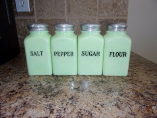 Set Of 4 Jeannette Jadite Jadeite Range Shakers Salt Pepper Sugar Flour