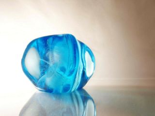 Biomorphic Blue Murano Italy Signed Vint Art Glass Paperweight W/swirl Wire Mesh