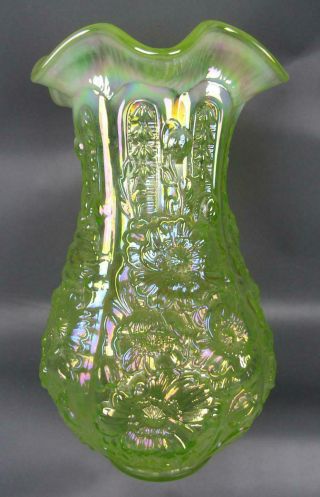 Fenton for Singleton Bailey POPPY SHOW Iridized Lime Green Opalescent Vase F014 3