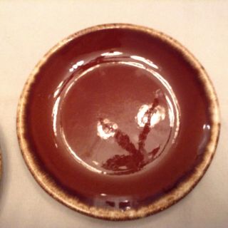 Vintage American Pottery Brown Drip Glazed Hull 10.  5 Inch Dinner Plates