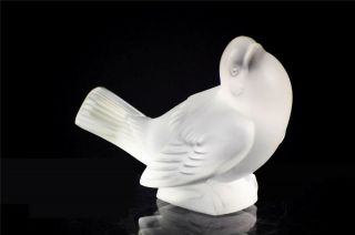 Lalique Frosted Crystal Sparrow Bird Figurine Looking Up Signed Lalique France