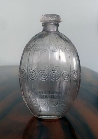 A Rene Lalique Perfume Bottle Le Temps Des Lilas For Houbigant 1922