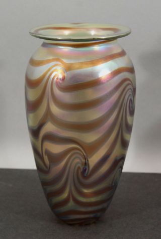 Robert Eickholt Blown Studio Art Glass Iridescent Pulled Feather Hand Vase 3