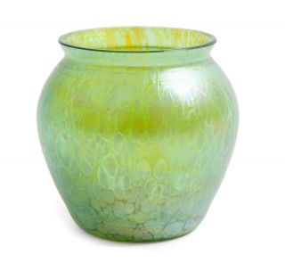 A Loetz Papillon Green Iridescent Glass Small Vase - Art Nouveau Period 2