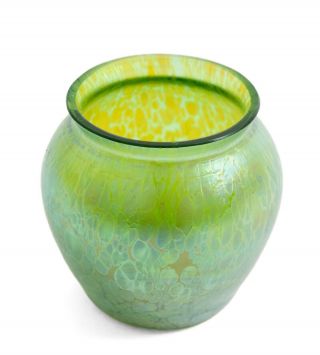 A Loetz Papillon Green Iridescent Glass Small Vase - Art Nouveau Period 3