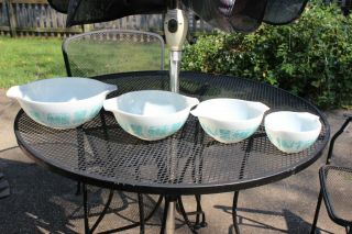 Pyrex Amish Butterprint Cinderella Turquoise Mixing Bowls Set Of 4