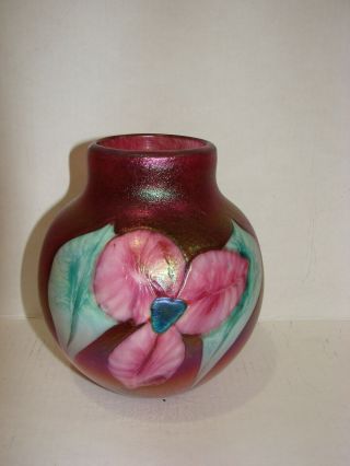 Robert Held Studio Art Glass Iridescent Pink Vase W/flower,  Signed