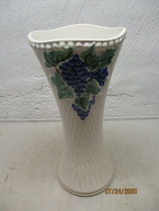 Vintage Mccoy White Vase With Grapes