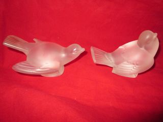 Two Vintage Lalique Frosted Coléreux Crystal Sparrow Birds Figurines One Signed