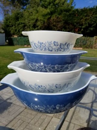 Set Of 4 Pyrex Colonial Mist Blue Flower Daisy Cinderella Nesting Bowls 441 - 444