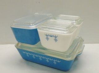 Pyrex Blue Snowflake Garland Pattern Refrigerator Dish Set No Chips