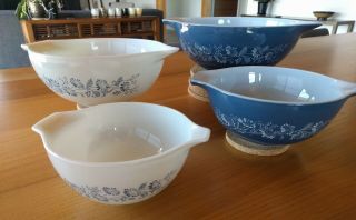 Vintage Pyrex 4 Piece Mixing Bowl Set Colonial Mist Nib Opened For Listing