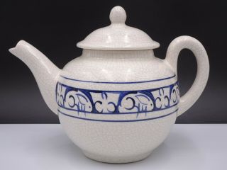 Vintage 1998 Dedham Pottery Potting Shed 4 Cup Teapot With Rabbit Design