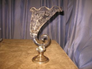 Elegant Cambridge Chantilly Etched Glass Cornucopia Sterling Base Vase 11” Tall