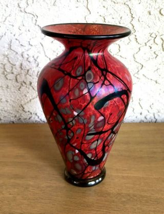 2015 David Lindsay Signed Mottled Studio Art Glass Vase Red & Black 7.  25in Tall