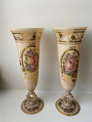 Vgt Cambridge Crown Tuscan Vase - Charleton Hand Painted Decoration
