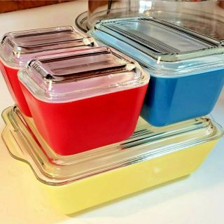 Vintage Pyrex 8 Piece Refrigerator Dish Set Primary Colors W Lids No Chips