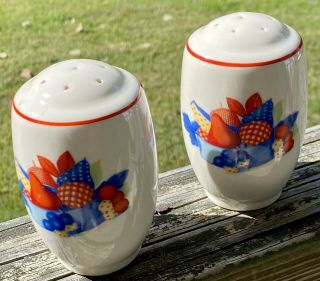 Universal Potteries Salt/pepper Shakers Calico Fruit Stand Approx 3.  75 Tall S&p