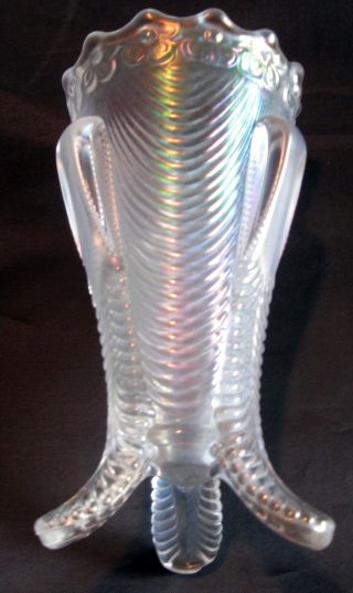 Antique White Northwood Daisy And Drape Pattern Carnival Glass Vase