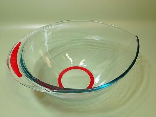 Pyrex 2250 Mixing Bowl 5 Qt 4.  75l Teardrop Blue Tinted Clear Glass Red Grip Base