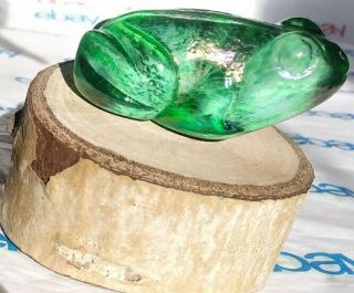 Robert Held Art Glass Green Frog Iridescent Aurene Glass Paperweight Collectible