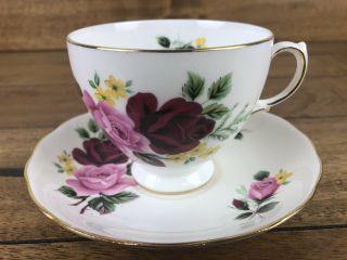 Queen Anne 8289 Tea Cup Saucer Set Bone China England Pink Red Rose With Yellow